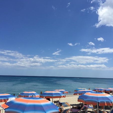 Italian Breeze Villa Soverato Marina Szoba fotó